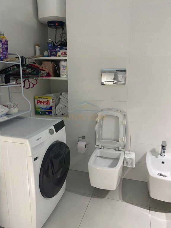 Title Shitet, Apartament 3+1+2, Pastiçeri Melisa, Fresku, Tiranë