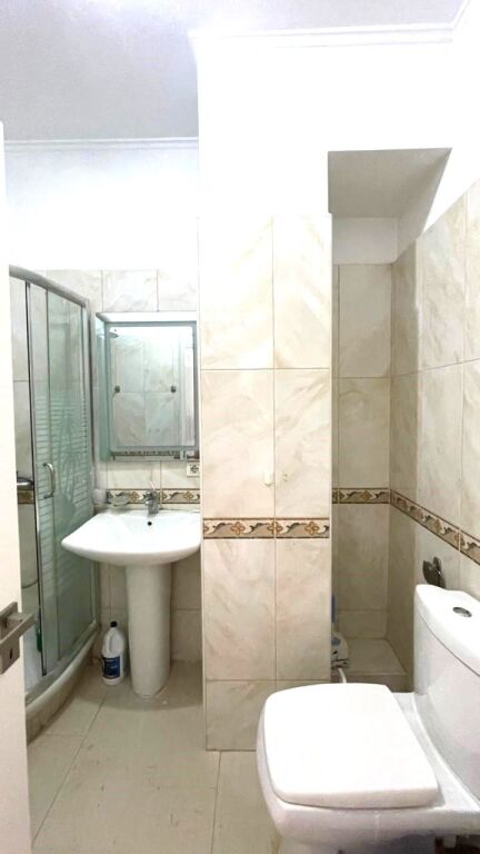 APPARTAMENTO IN AFFITTO NEL CENTRO DI TIRANA, 800 EURO TRATTABILI