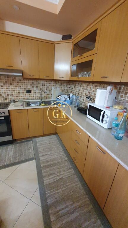 🏡 SHITET APATRAMENT 2+1+2 PLAZH DURRES