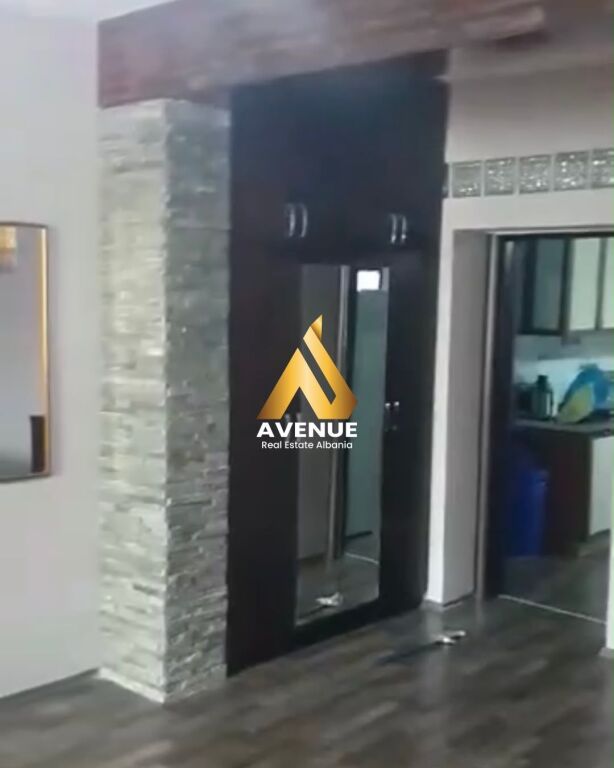 Shitet Apartament 2+1 në Sarandë Pranë Plazhit Era, Rruga Mitat Hoxha