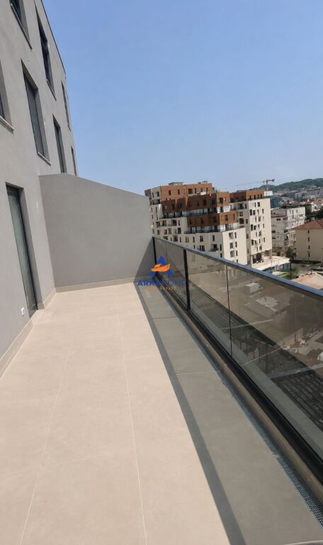 AFFITTASI APPARTAMENTO 2+1+2 VERANDA "A DON BOSCO" 800 EURO