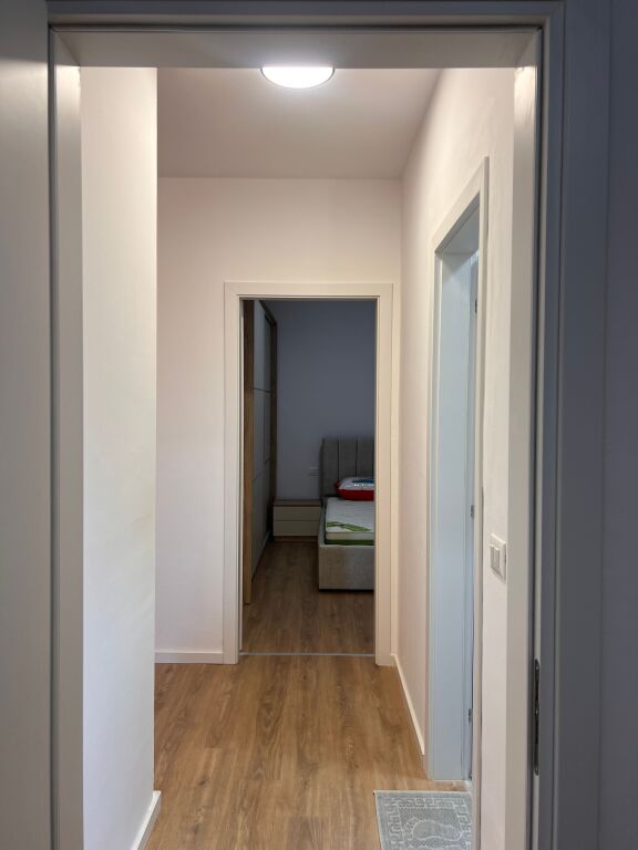 Affittasi 2+1+1 COMPLESSO AURA Via Dritan Hoxha 750€