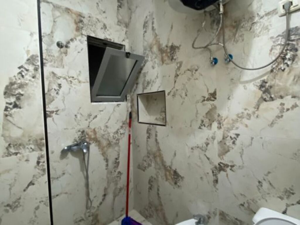 Jepet me Qera Apartament 1+1 Astir