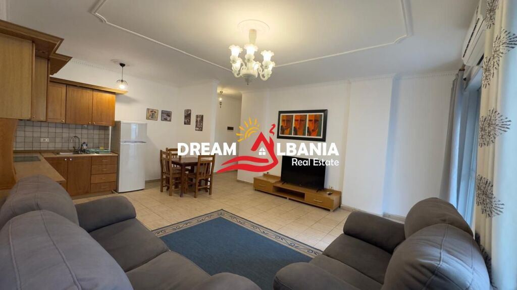 Apartment 1+1 for Rent near the Market in the Center of Tirana (42111606) f