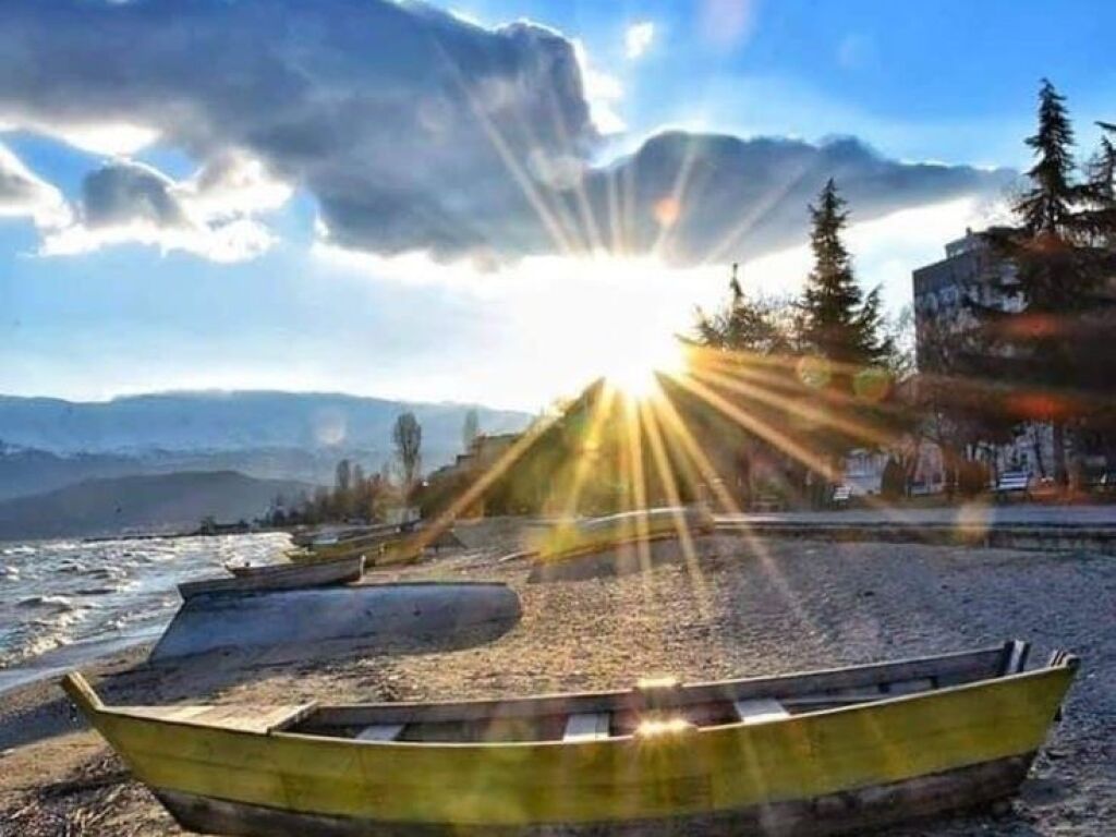 APARTAMENT 1+1 PER SHITJE NE POGRADEC*