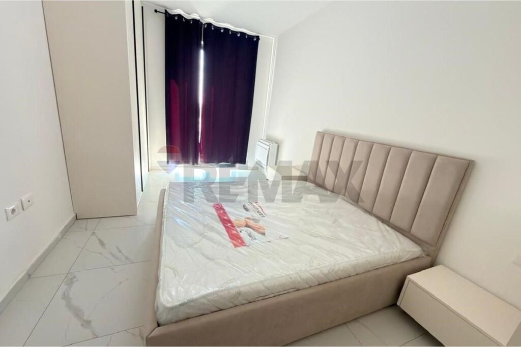Apartament 1+1 per qira, Sheshi Shqiponja,Akses Tirana
