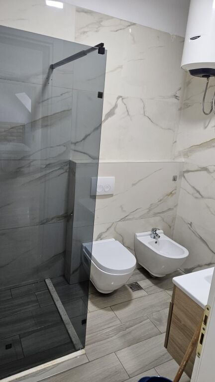 Qera | Apartament 1 + 1 | Liqeni i Thatë | 420 €/muaj