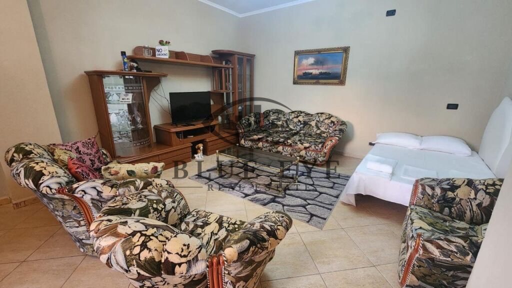 Apartament me Qera në Zemër të Durrësit