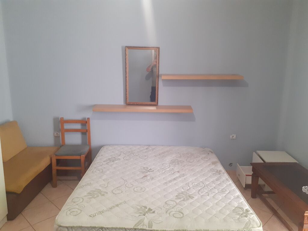 Jepet garsoniere me qera 18 000 ne muaj