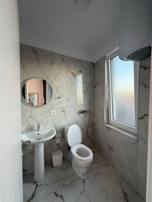 Qera | Apartament 2 + 1 + 2 | Shkolla Bashkuar | 550 €/muaj