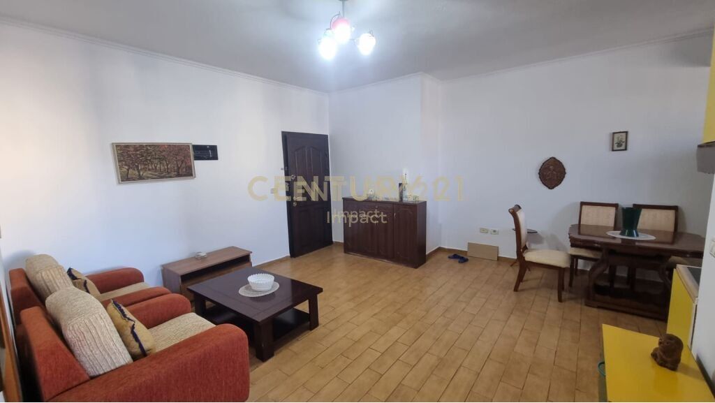 Appartamento 2+1 in affitto a Komuna e Parisit! 600 € /Mese
