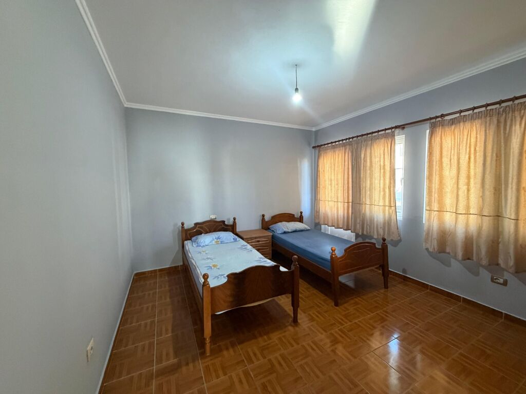 Jepet me qera Kati 2 i nje shtepie private 2+1
