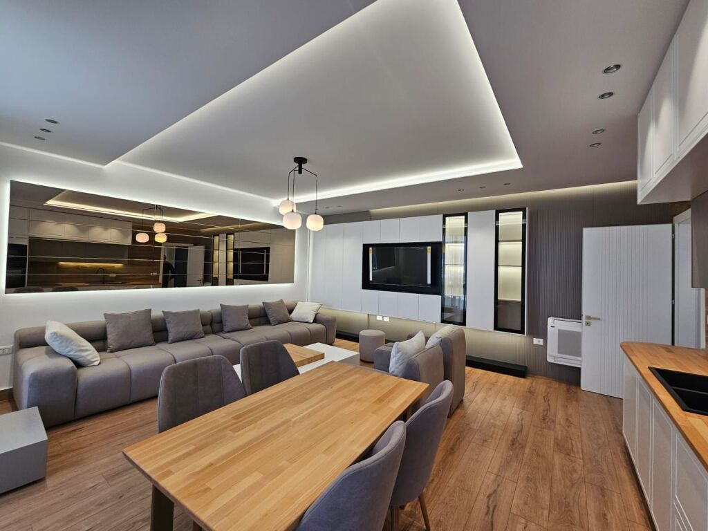 Apartament 1+1 per qira tek Bulevardi i Ri!