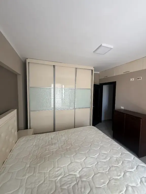 Jepet apartament 1+1 Me Qira në Vollga, Durrës!!
