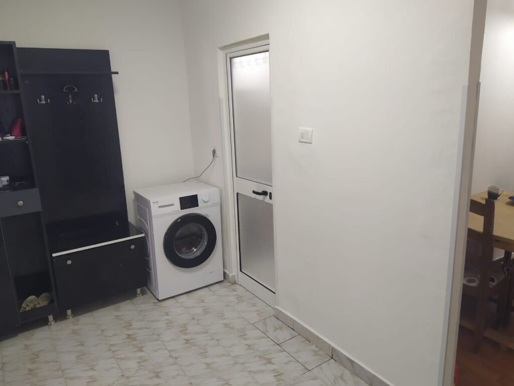Rent | Apartament 1 + 1 | Ali Demi | 400 €/month