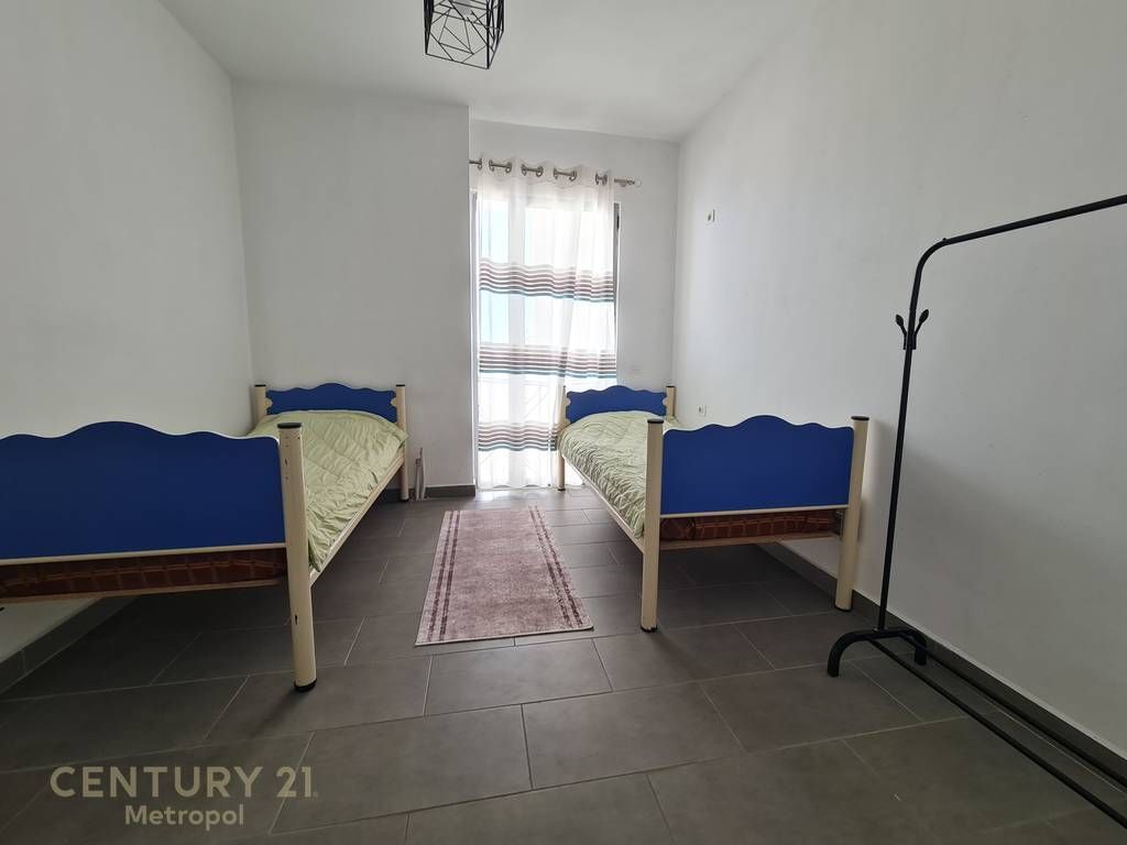 SHITET APARTAMENT 2+1+2 NE KAMEZ, RRUGE KRYESORE!