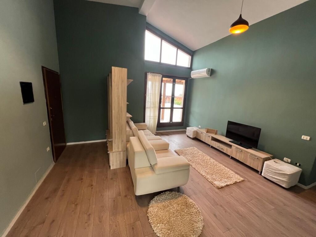 Shitet  apartament  2+1+2+Parkim kopshti Botanik