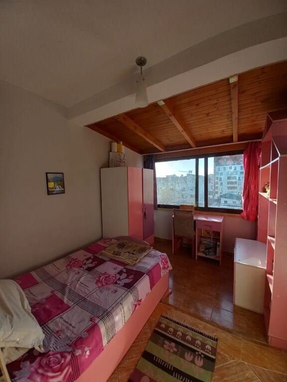 Apartament me Qira 2+1 - Përballë Universitetit Zoja e Këshillit të Mirë