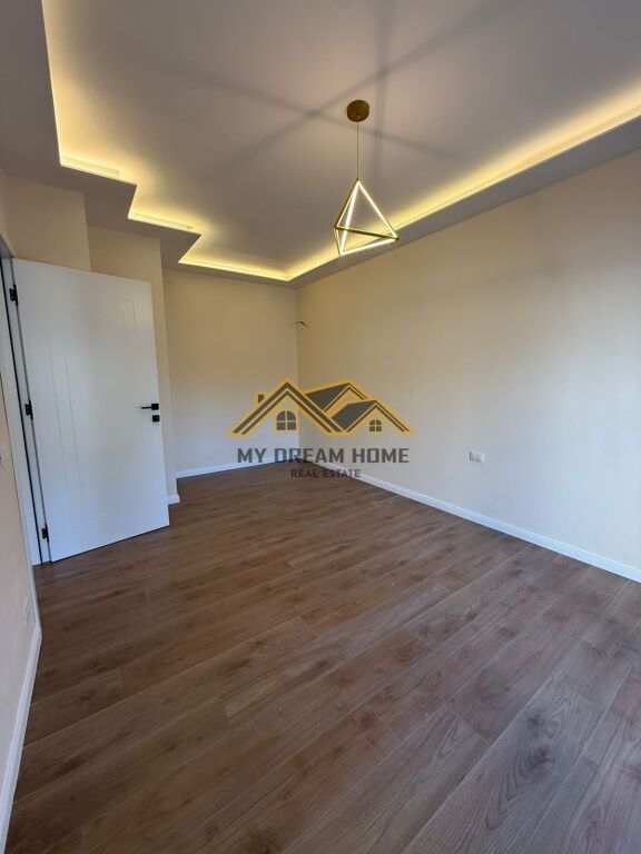SHITET APARTAMENT 1+1 TEK LAGJIA 6 DURRES !!!