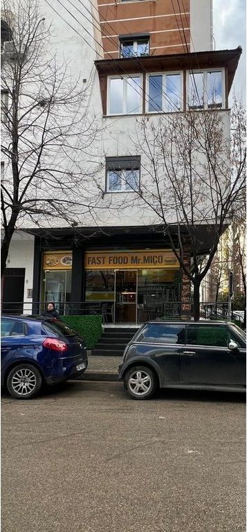 Rent, Business Premises, "5 Maji" Street, Dry Lake, Tirana