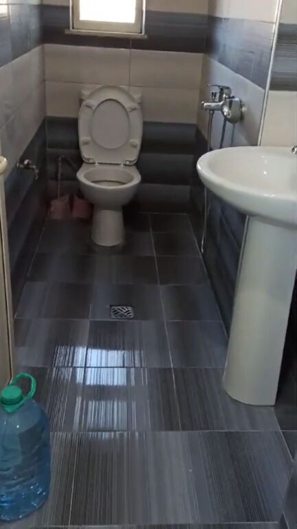 Apartament 1+1. 34000 leke. Rruga 5 maji