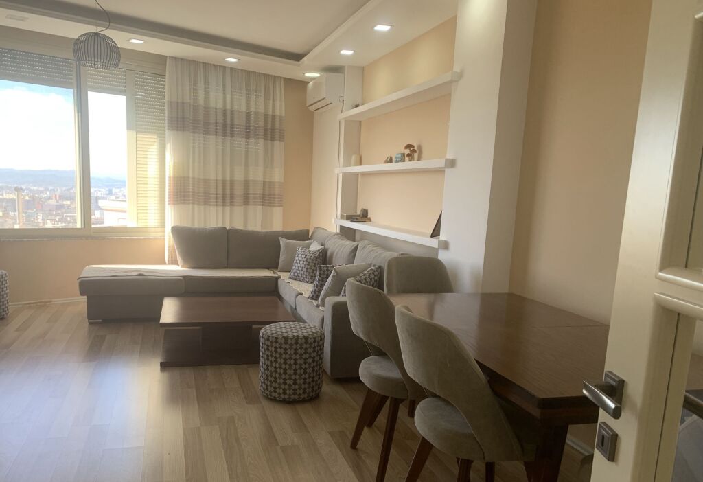 Rent | Apartament 2 + 1 | Fresku | 400 €/month