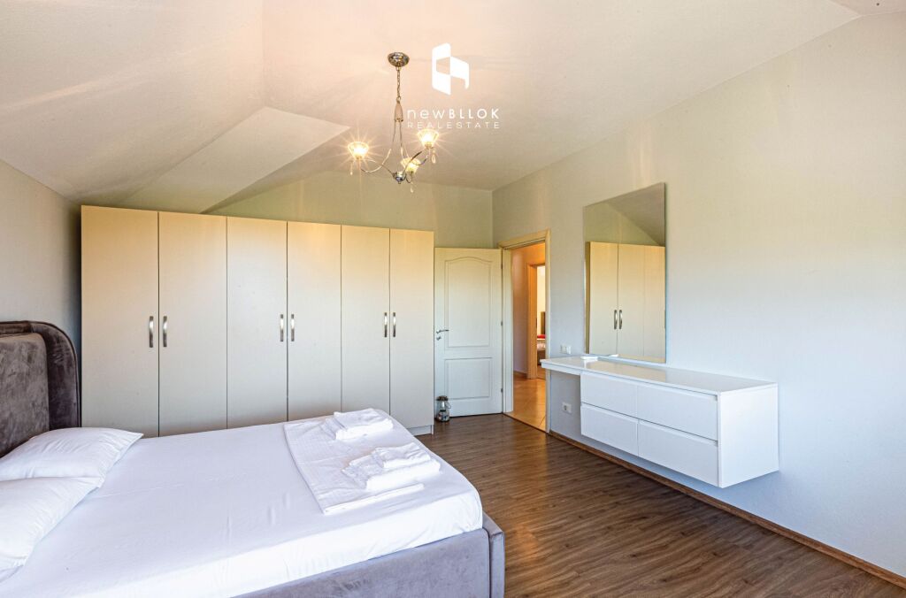 🌇 Me Qira: Apartament Fantastik ✨️ 2+1+2Wc &amp; 2 Parkime 700€/Muaj (Liqeni Artificial - Shkolla Willson) Pamje Panoramike nga Liqeni 🏞️