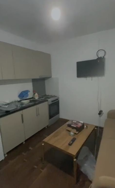 Affitto | Shtëpi private 1 + 1 | Liqeni i Paskuqanit | 300 €/mese