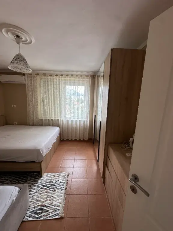 Qera | Apartament 2 + 1 | Rruga Ferit Xhajko | 500 €/muaj