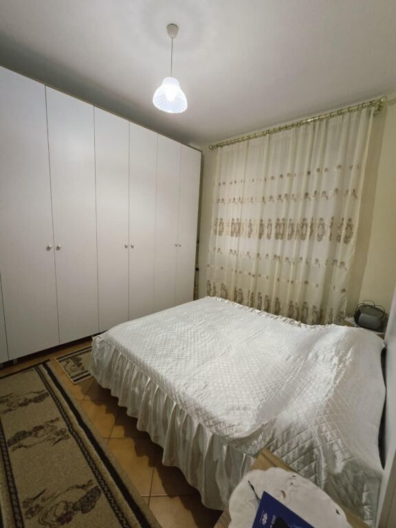 Shitje | Apartament 2 + 1 | Rruga 5 Maji | 250000 €