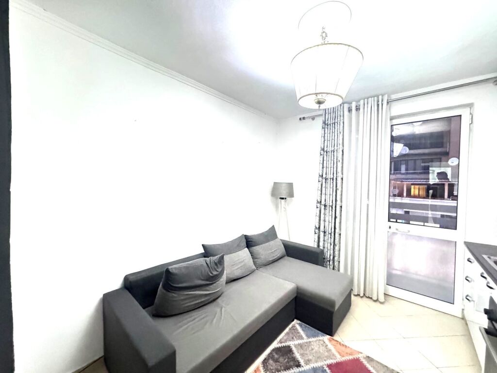 Apartment 1+1 for rent at Wilson Square!
