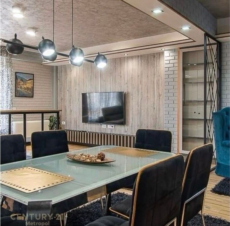 Luxury apartment 2+1+2 with 2 balconies for rent – Myslym Shyr, Tirana