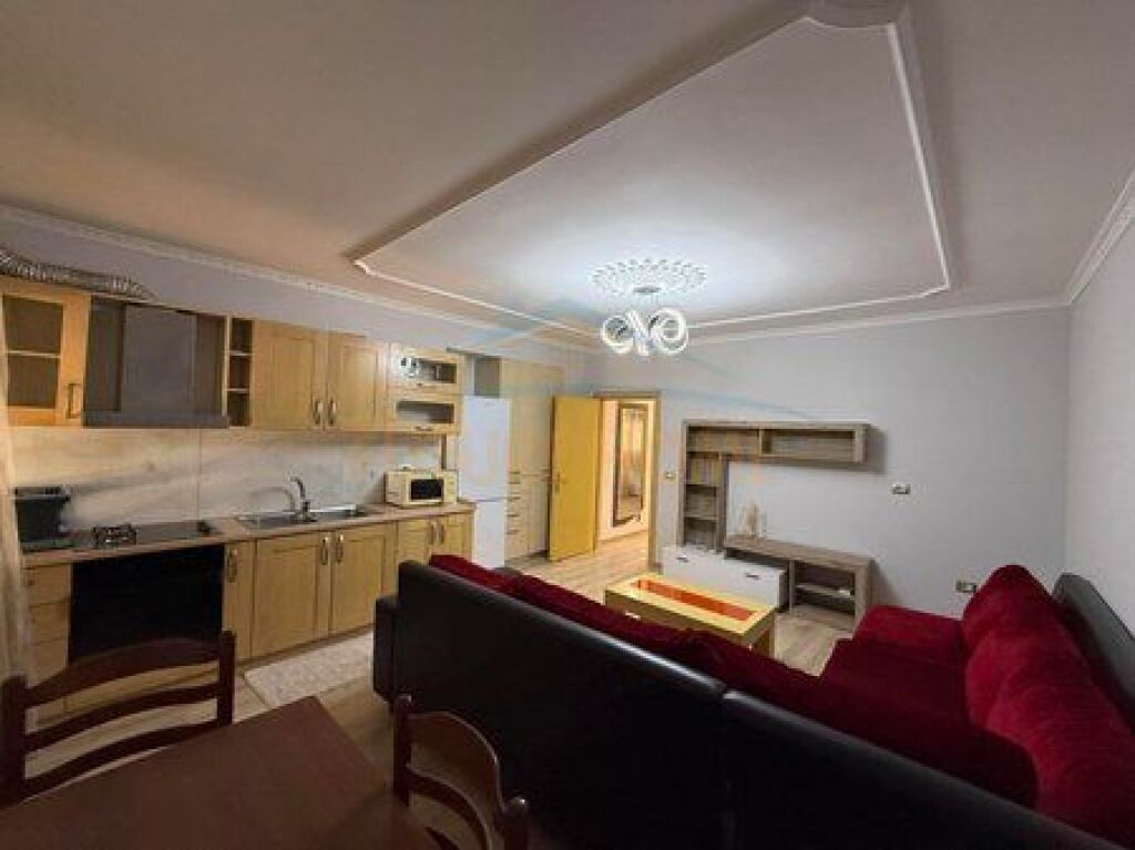 Shitet, Apartament 1+1, Don Bosko