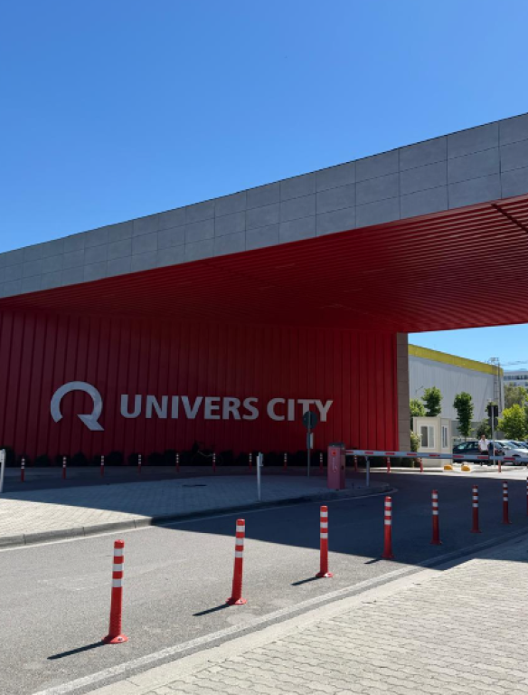 VENDESI APPARTAMENTO 2+1+2 A UNIVERS CITY