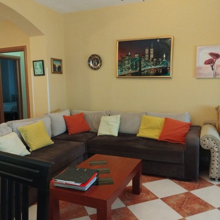 Shitet apartament 2+1+2 + Ballkon – Rruga e Kosovarëve !