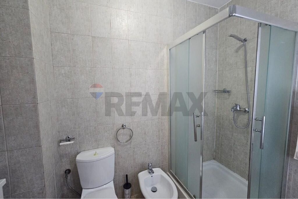 1+1 apartment for rent near the Artistic High School!