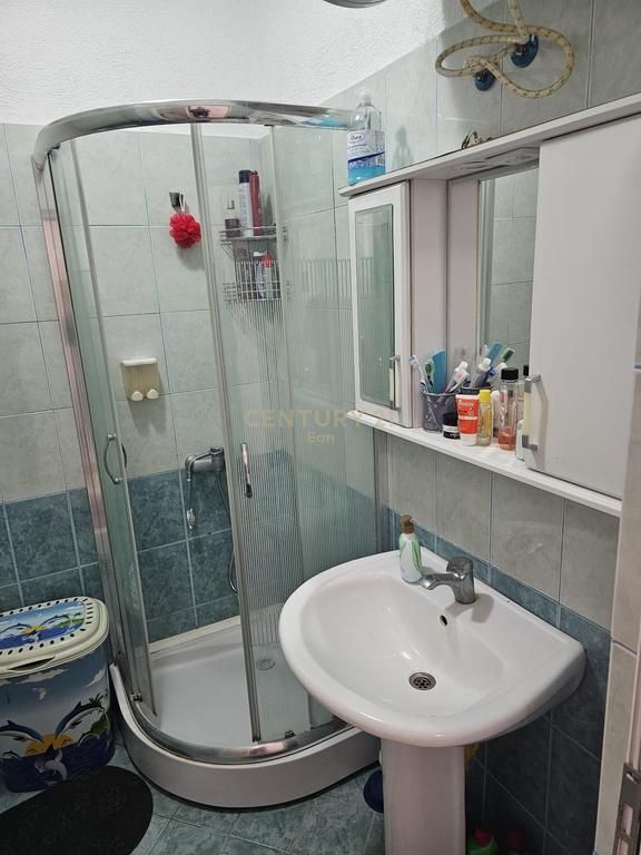 Apartament 1+1 per shitje ne Golem - Vetem 200 metra nga Deti !