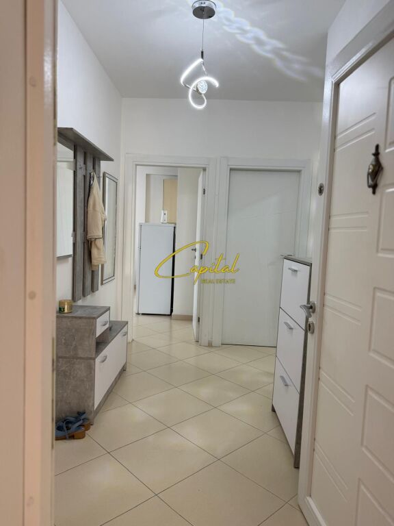 APARTAMENT ME QIRA 2+1 21 DHJETORI 65.000 LEKE