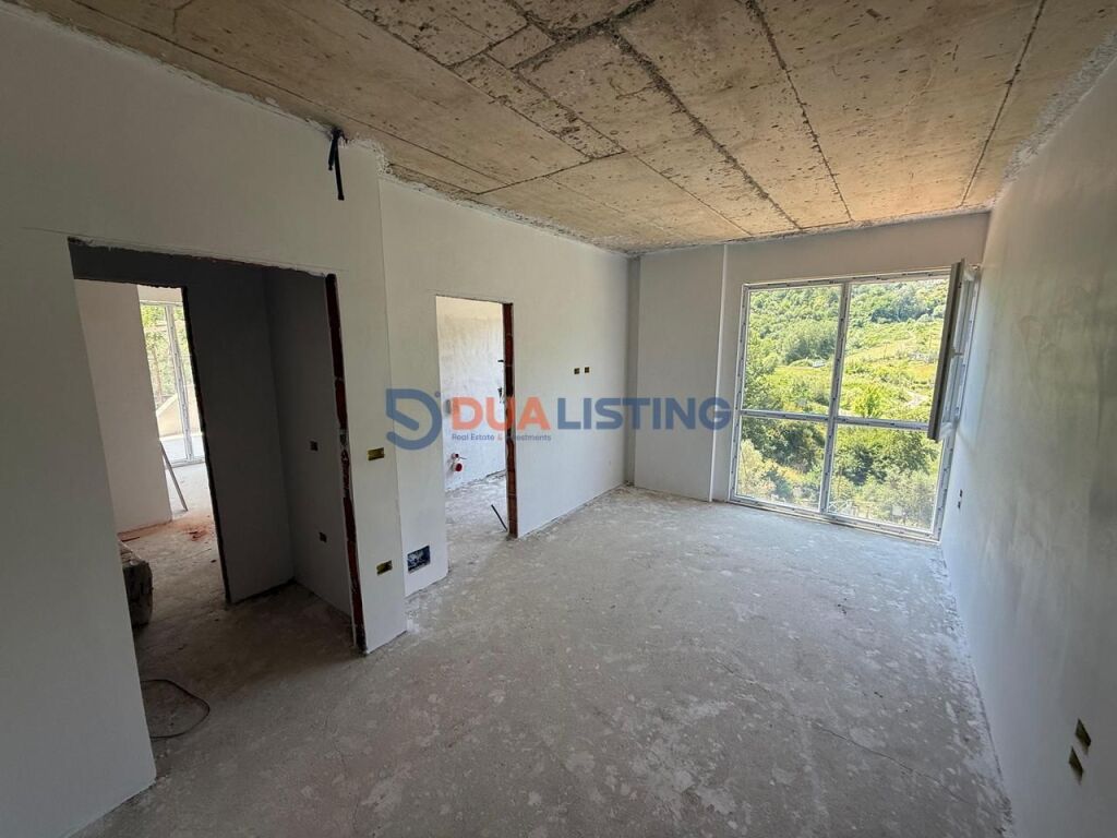 🏡 Duplex për Shitje 📍 Liqeni i Thatë, Tiranë