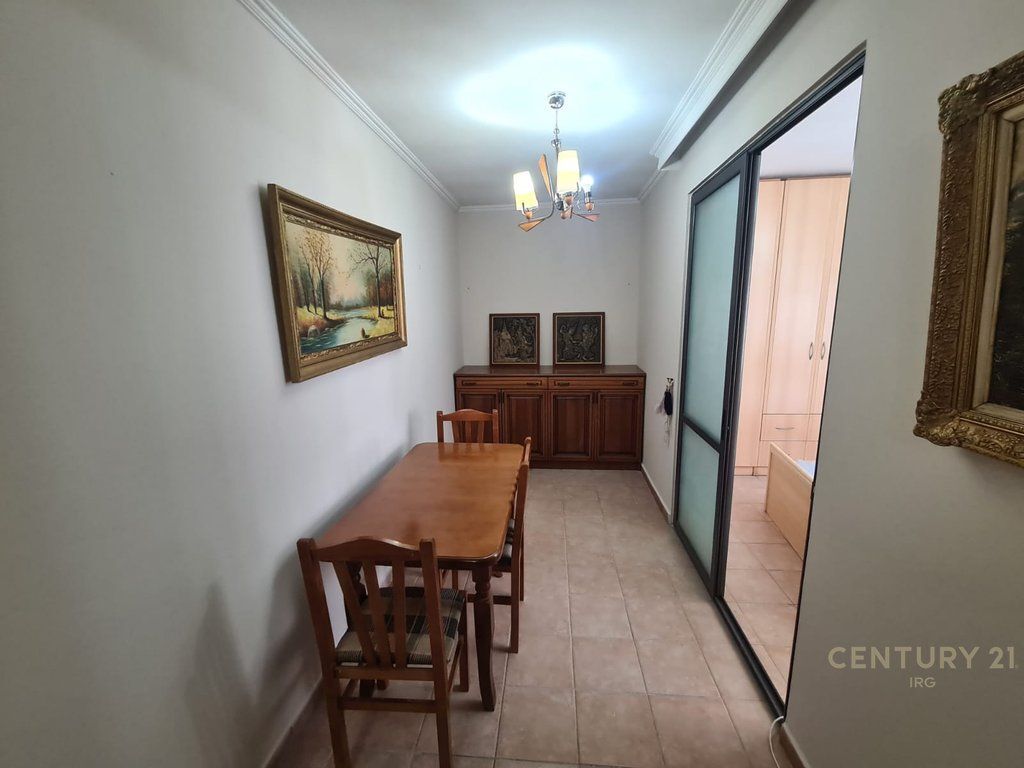 APARTAMENT 1+1 TEK RRUGA 5 MAJI!