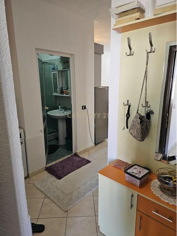 Apartament 1+1 per shitje ne Golem - Vetem 200 metra nga Deti !