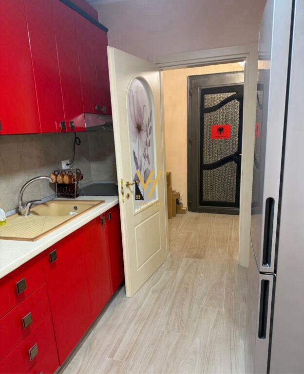 SHITET APARTAMENT 2+1+BLK TE BLV.ZOGU I PARE 260.000 EURO