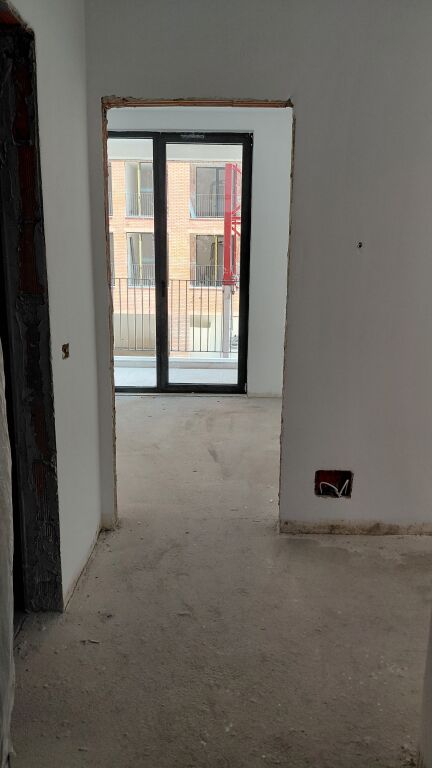 Siri kodra shitet Apartament 1+1 kati 2 i bosh