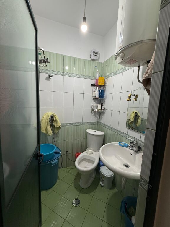 Shitet Apartament ne Fresk - 130m2