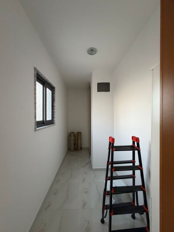 Jepet me Qira Apartament  3+1