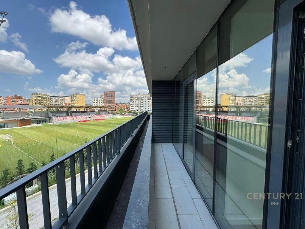 OFFICE SPACE FOR RENT 130M2 + PARKING SPACE AT KOSOVAREVE STREET IRG143037