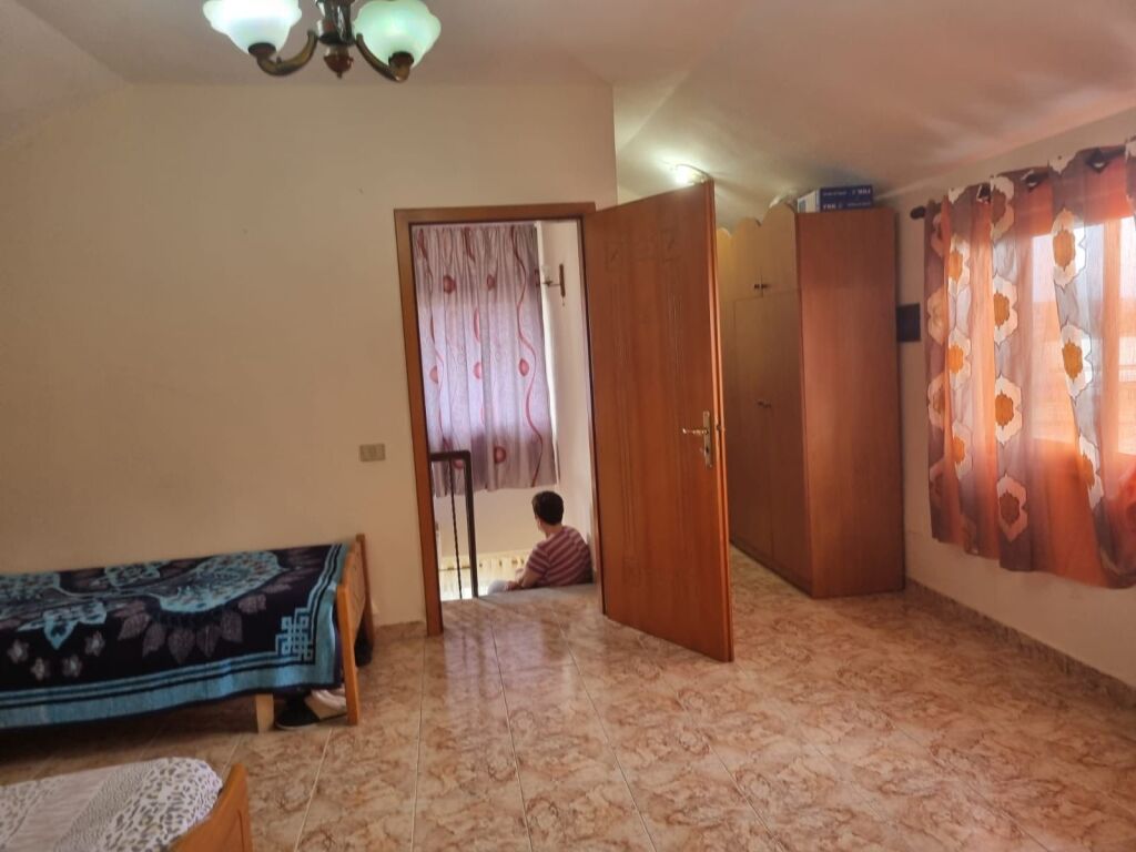 Affittasi Appartamento 1+1+1 con Balcone