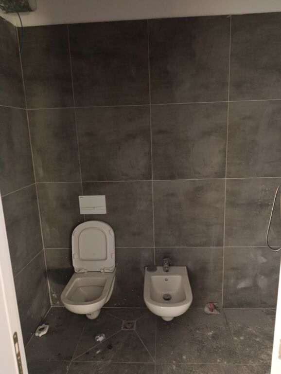 Qera | Apartament 2 + 1 + 2 | Rruga 5 Maji | 450 €/muaj