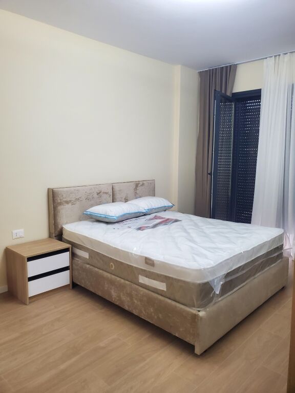 Apartament per qera 2+1 +2+ post te Liqeni i thate