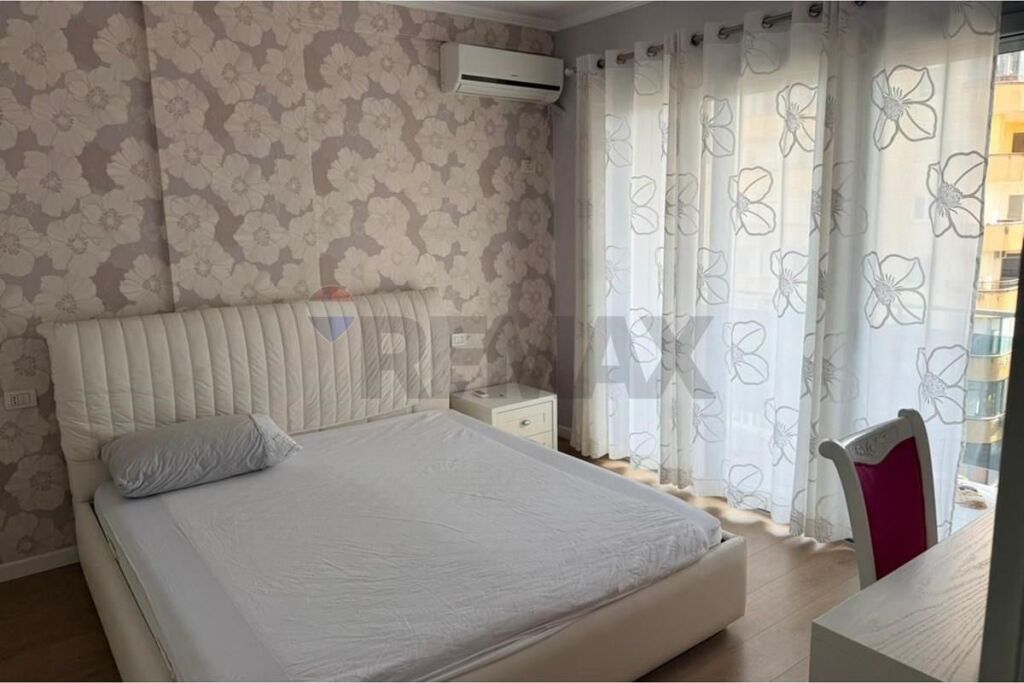 Apartament 2+1 me qira pranë Arlis, Rruga e Kavajës